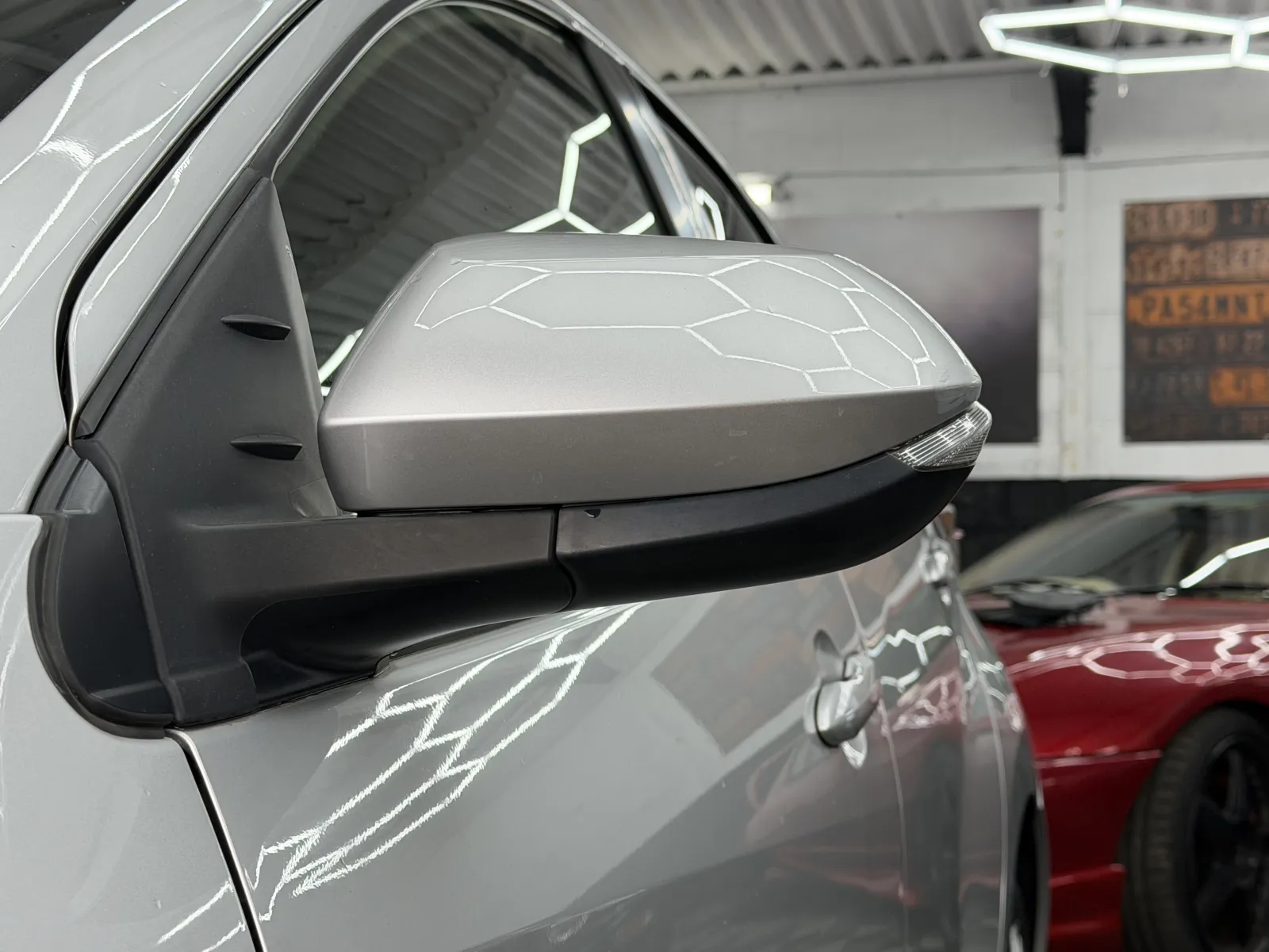 2021 Toyota Yaris in Silver, photo 9