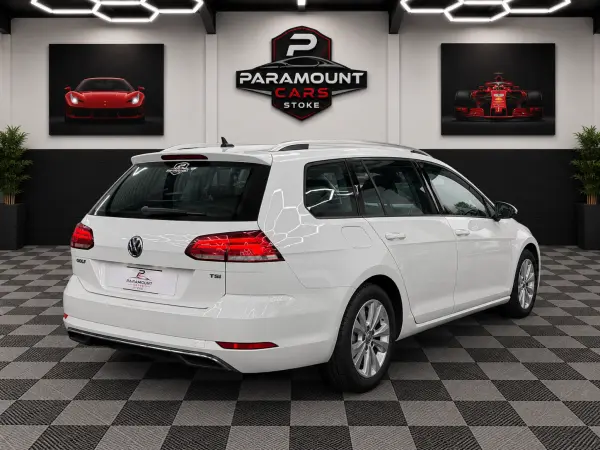 2018 Volkswagen Golf Estate TSI in Pearl White, photo 8