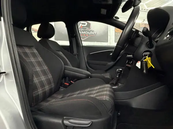 2017 Volkswagen POLO GTI in Silver, photo 9