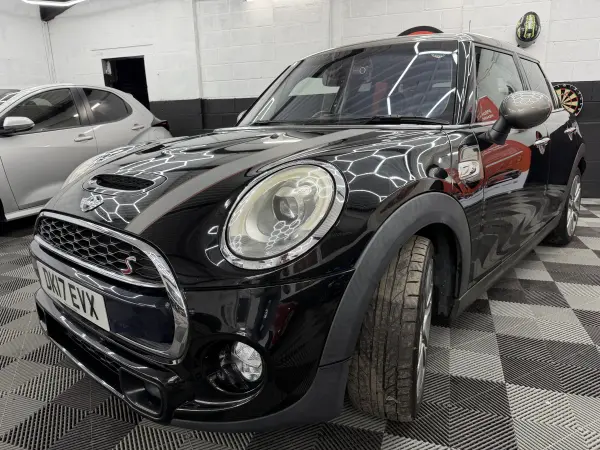 2017 MINI COOPER S Seven Edition in Black, photo 8
