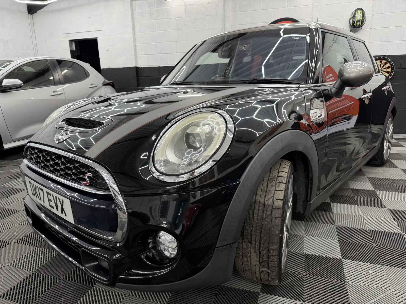 2017 MINI COOPER S Seven Edition in Black, photo 8