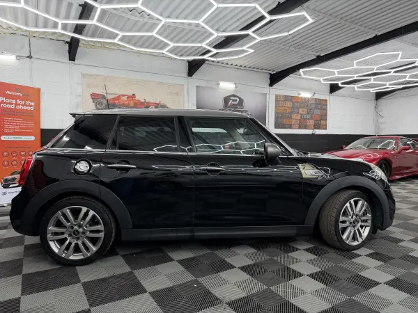 2017 MINI COOPER S Seven Edition in Black, photo 14