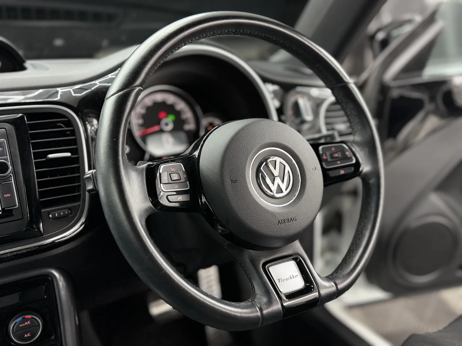 2017 Volkswagen Golf GTI Performance Pack in White, photo 14