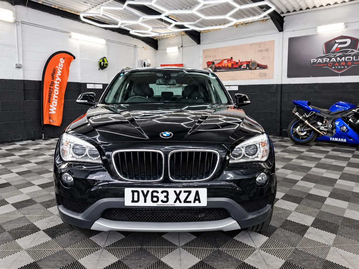 2013 BMW X1 in Black, photo 2