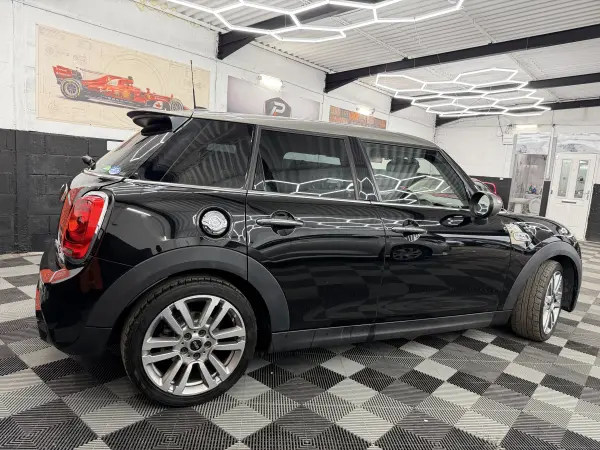 2017 MINI COOPER S Seven Edition in Black, photo 13