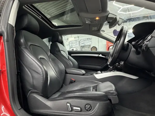 2015 Audi A5 2.0 Quattro Pan-Roof in Red, photo 11