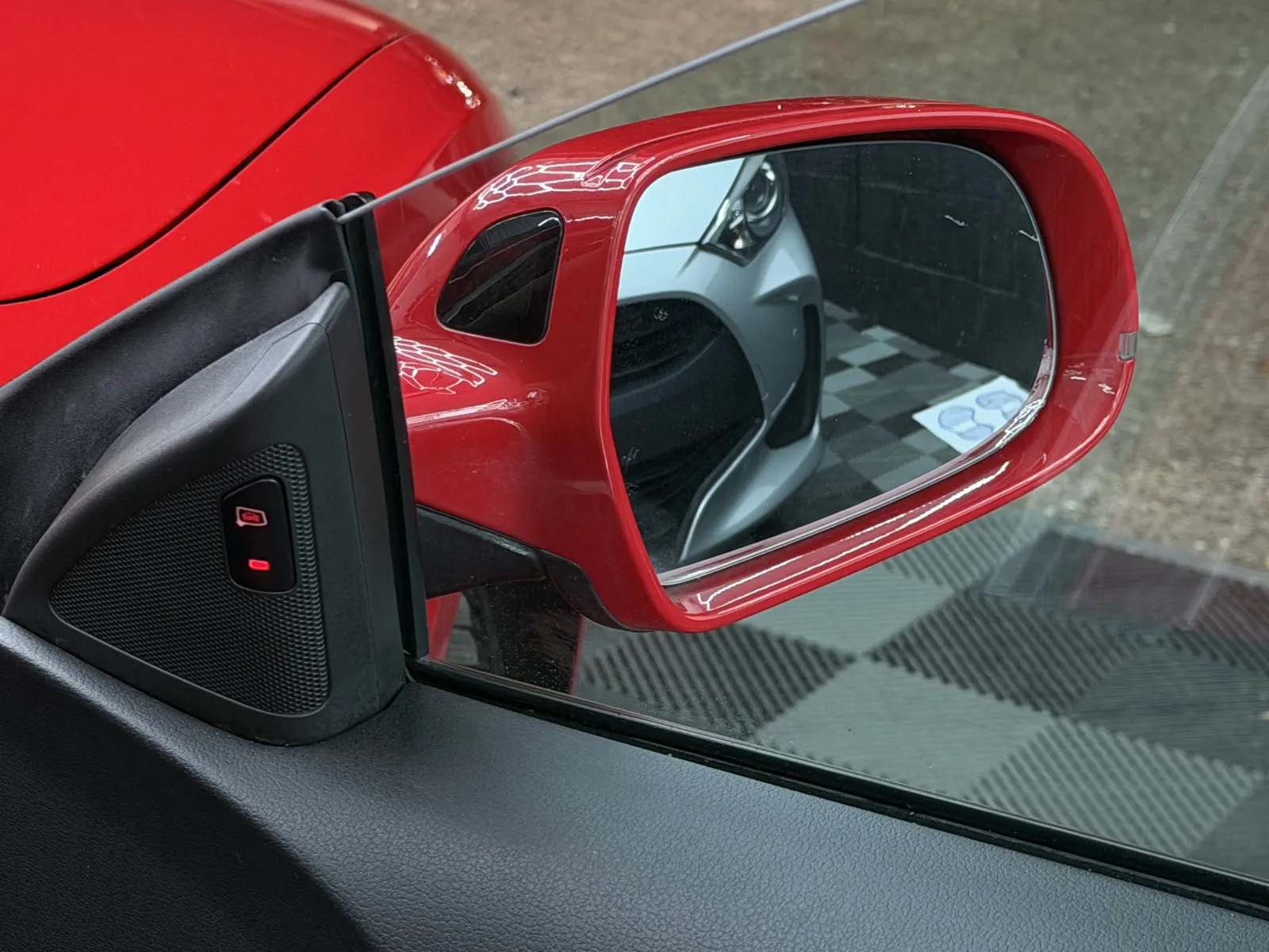 2015 Audi A5 2.0 Quattro Pan-Roof in Red, photo 9