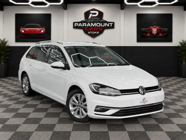 2018 Volkswagen Golf Estate TSI in Pearl White