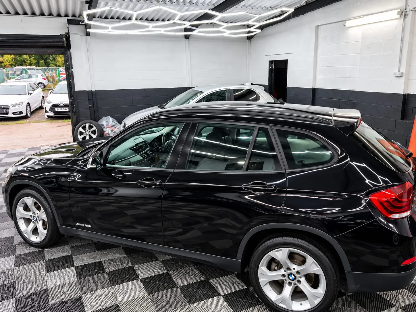 2013 BMW X1 in Black, photo 18