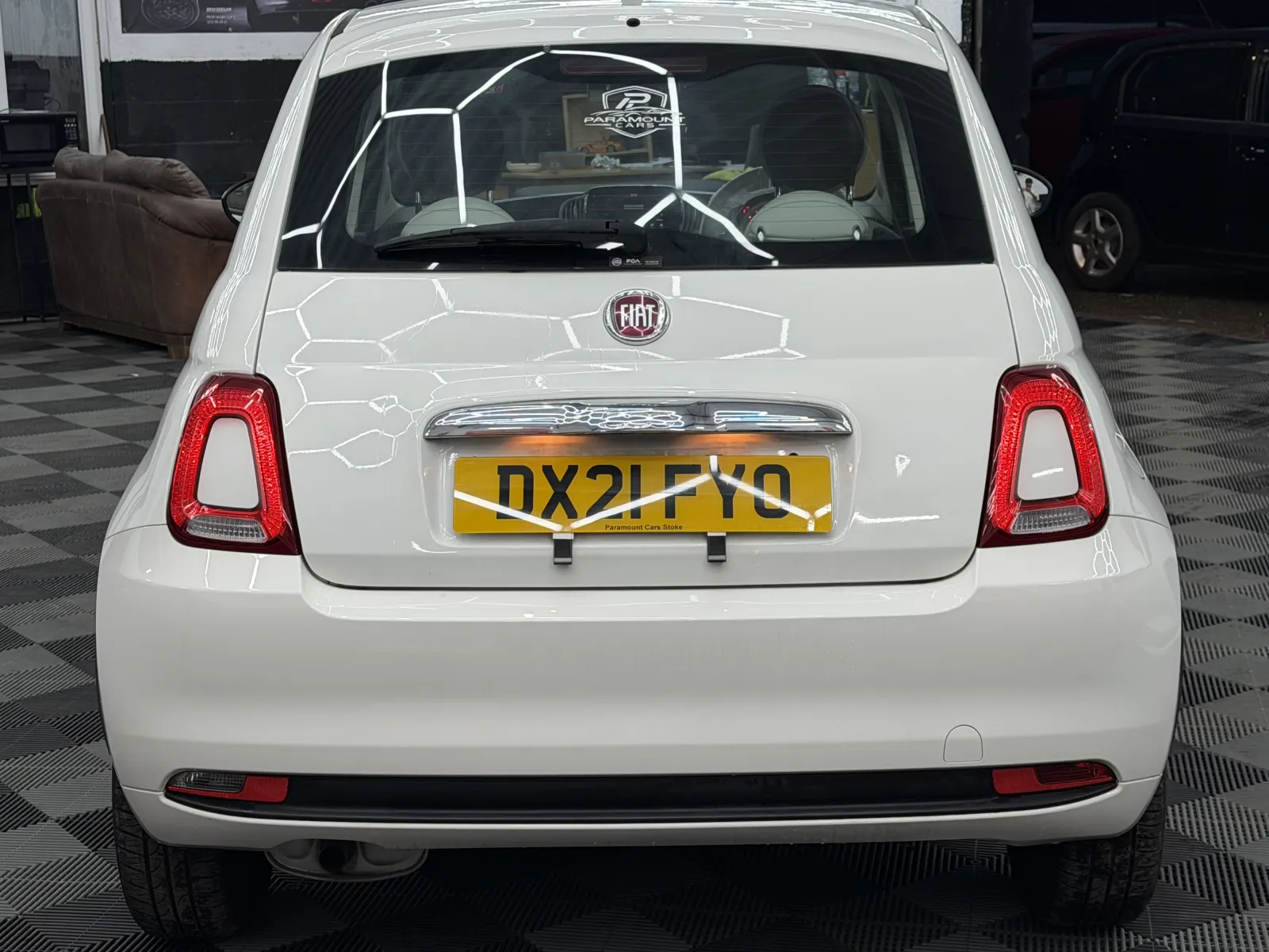 2021 Fiat 500 Automatic in Pearl White, photo 9