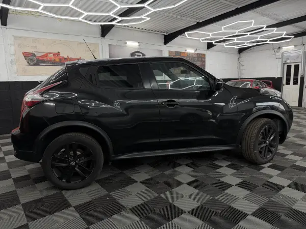 2015 NISSAN JUKE in Black, photo 9
