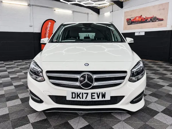 2017 Mercedes-Benz B Class in White, photo 7