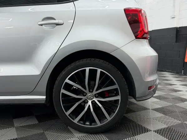 2017 Volkswagen POLO GTI in Silver, photo 11