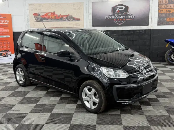2018 Volkswagen UP in Black, photo 4