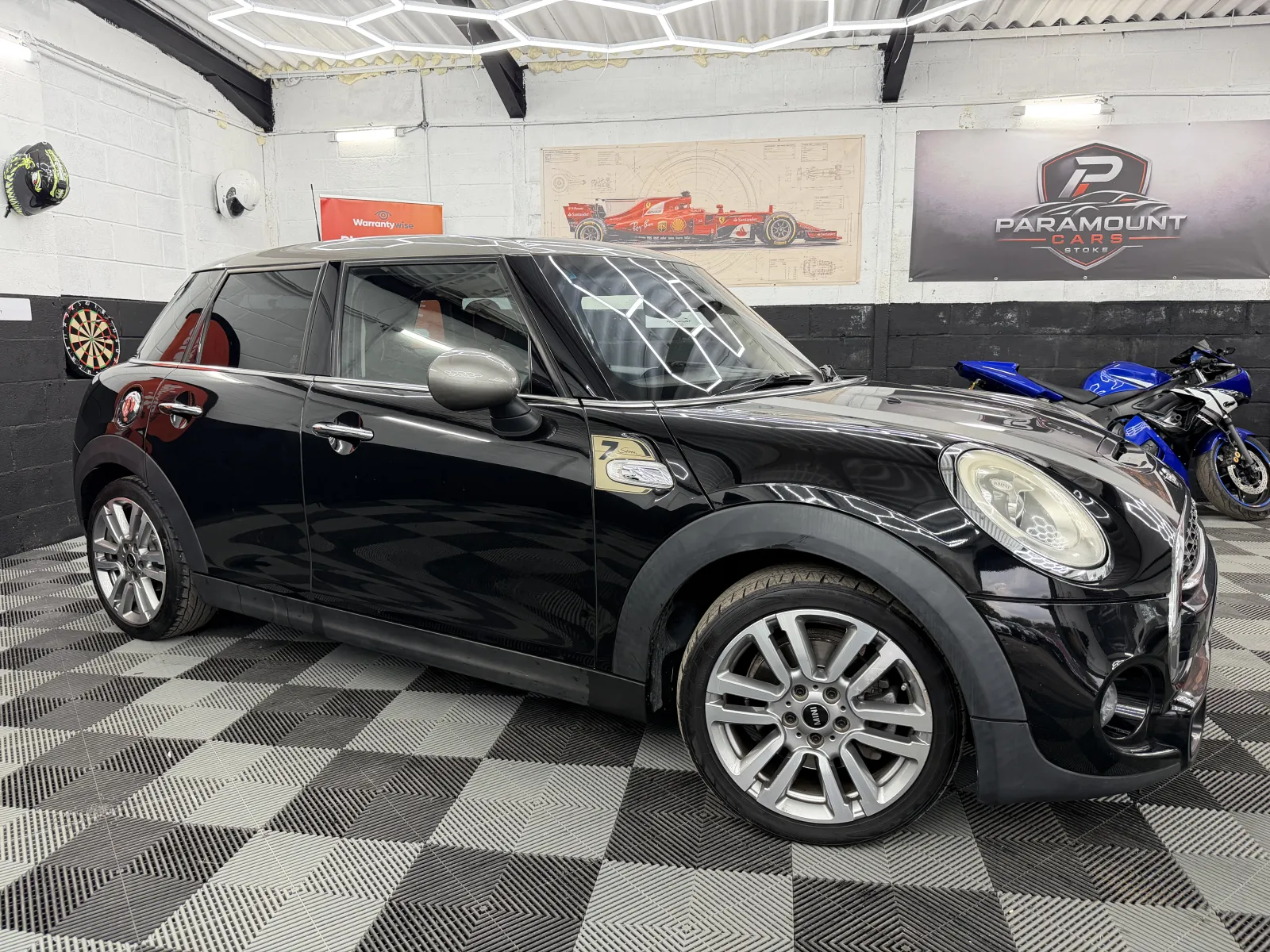 2017 MINI COOPER S Seven Edition in Black, photo 15