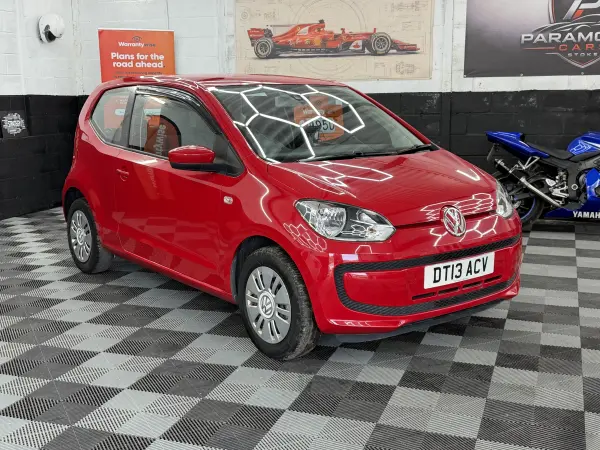 2013 Volkswagen UP in Red, photo 3