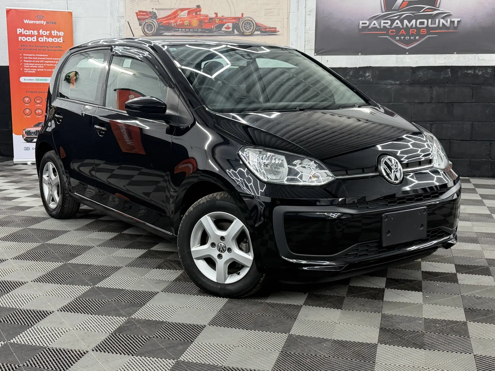 2018 Volkswagen UP in Black, photo 3
