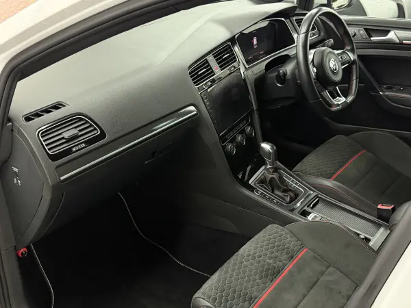 2017 Volkswagen Golf GTI Performance Pack in White, photo 9