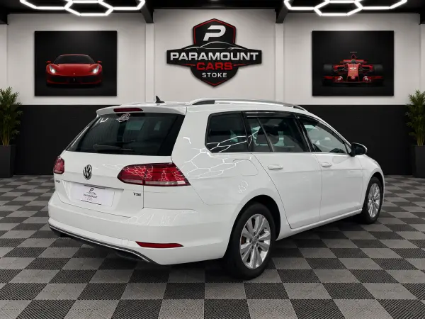 2018 Volkswagen Golf Estate TSI in Pearl White, photo 3