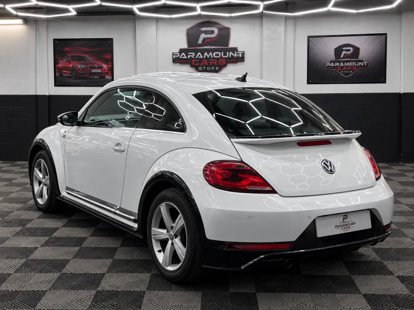 2017 Volkswagen Beetle R-Line in White, photo 6
