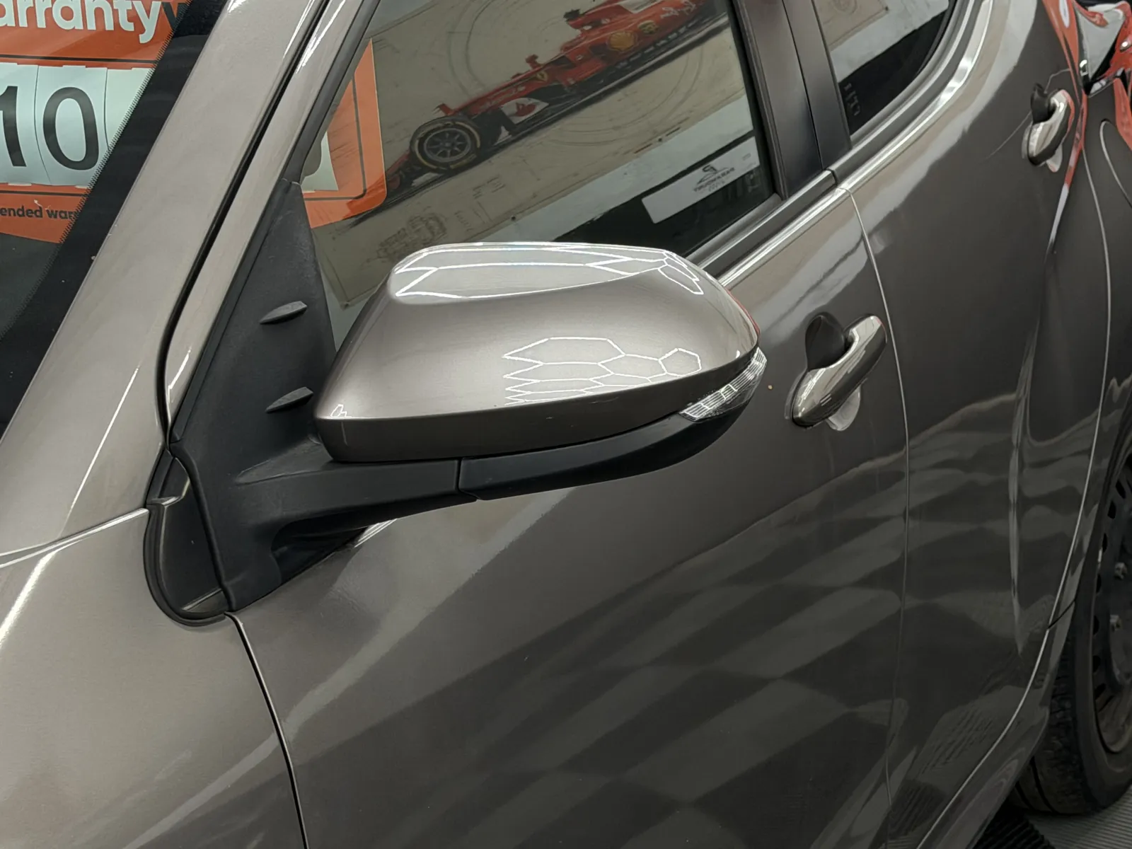 2021 Toyota Yaris in Silver, photo 19
