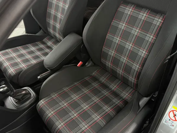 2017 Volkswagen POLO GTI in Silver, photo 4