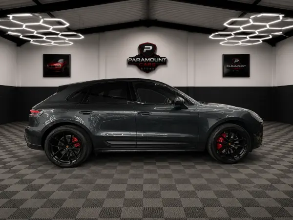 2023 Porsche Macan S in Black, photo 4