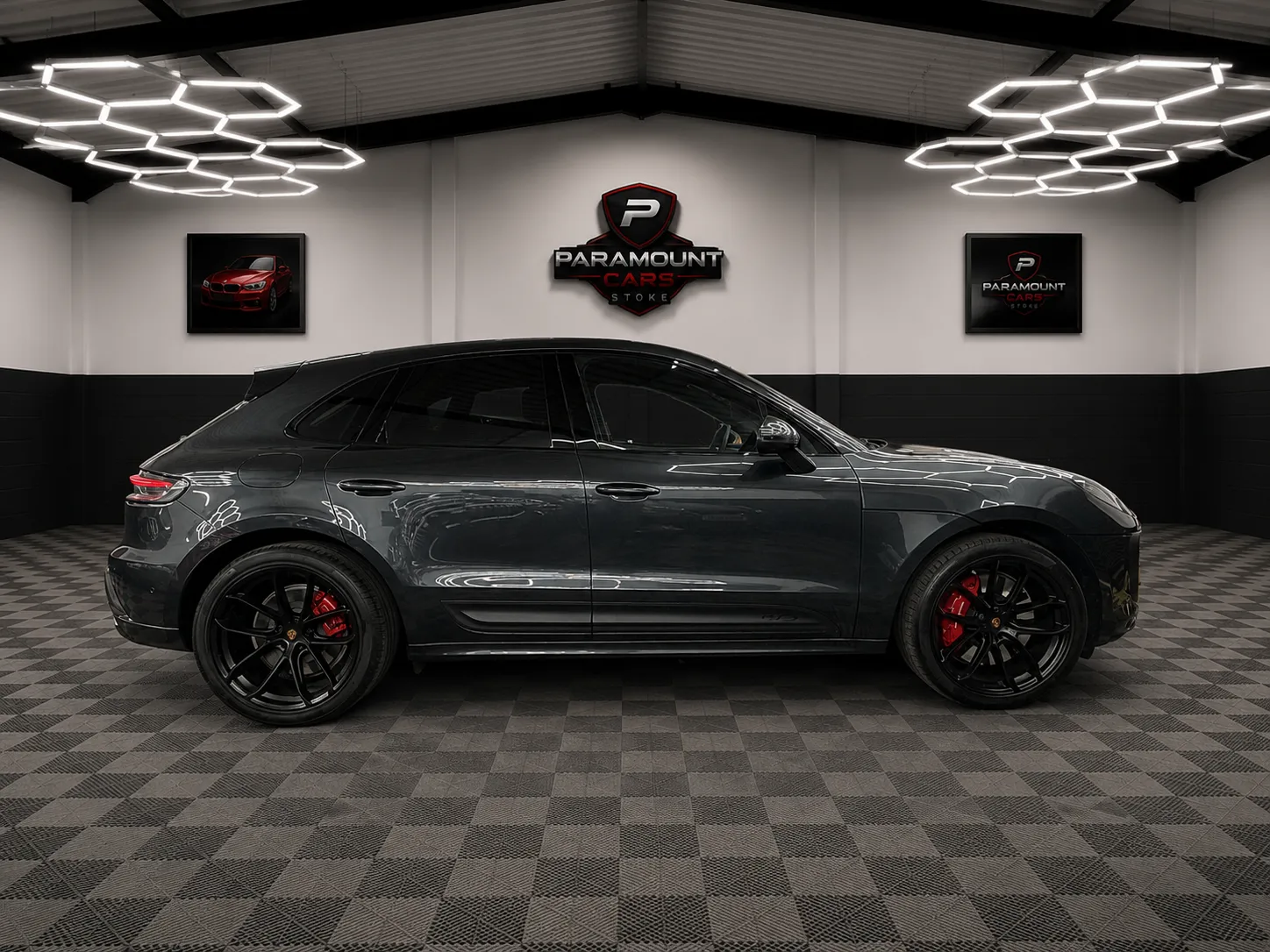 2023 Porsche Macan S in Black, photo 4