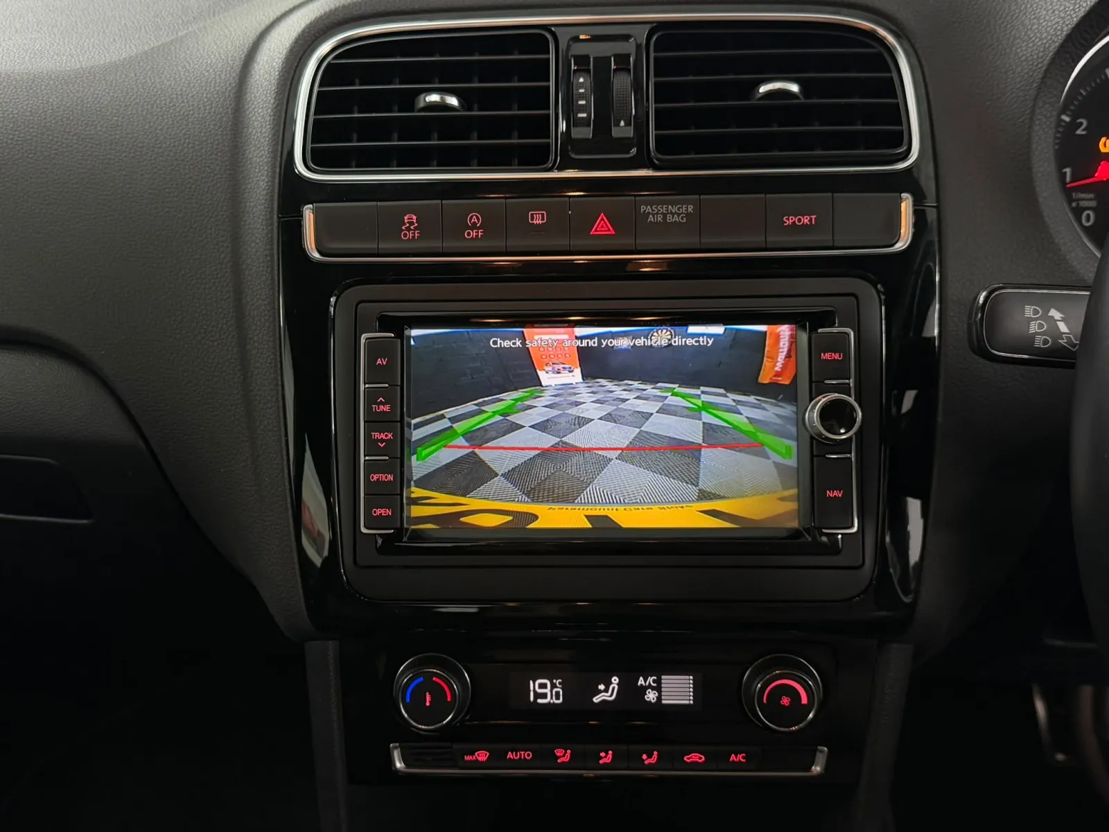 2017 Volkswagen POLO GTI in Silver, photo 12