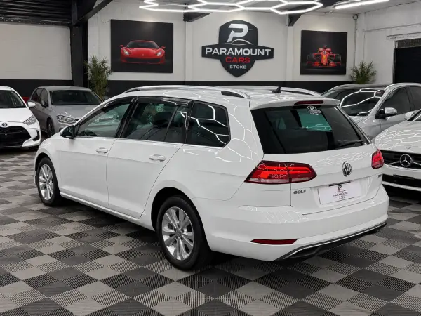 2018 Volkswagen Golf Estate TSI in Pearl White, photo 7