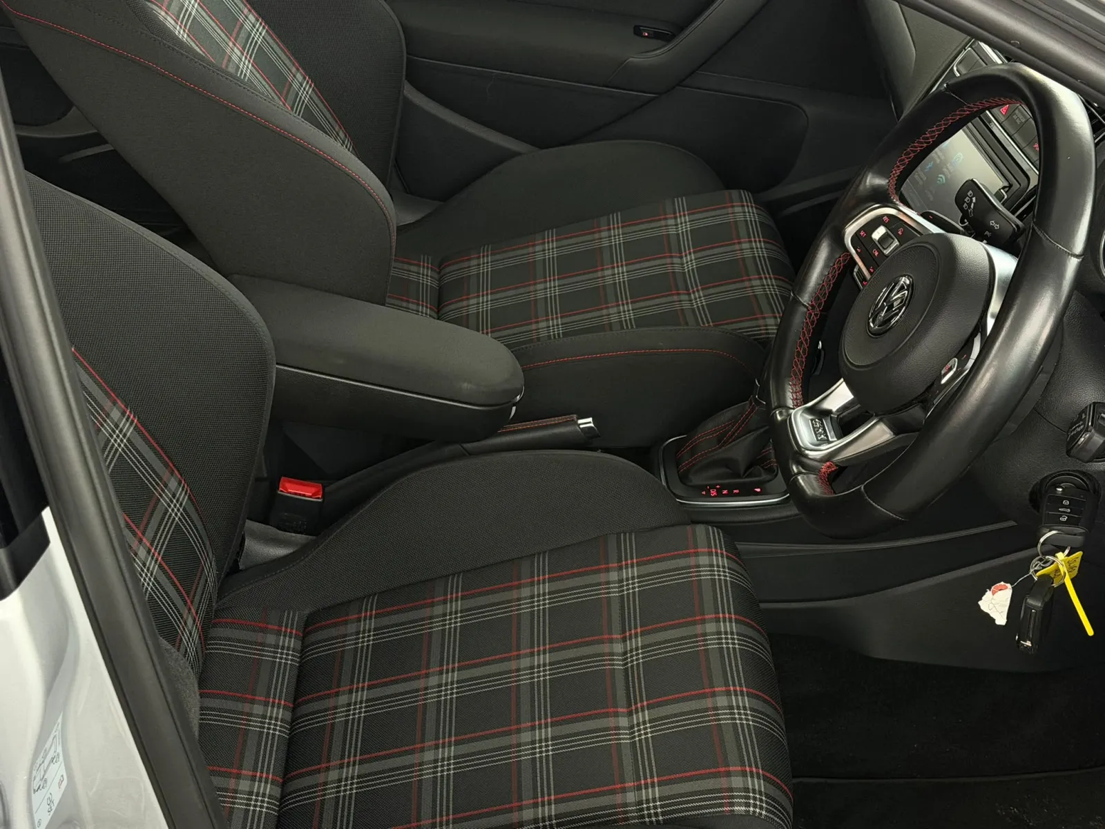 2017 Volkswagen POLO GTI in Silver, photo 16