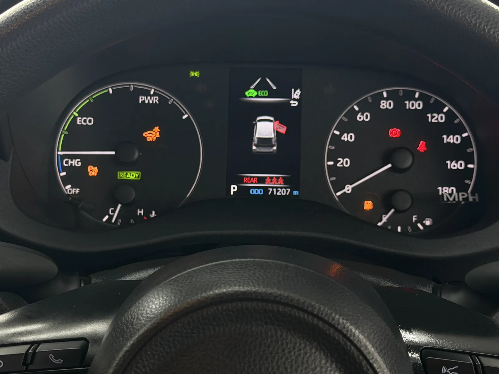 2022 Toyota Yaris in White, photo 19