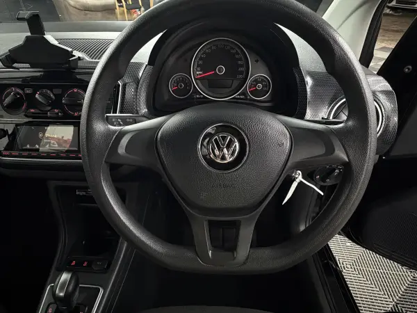 2018 Volkswagen UP in Black, photo 20