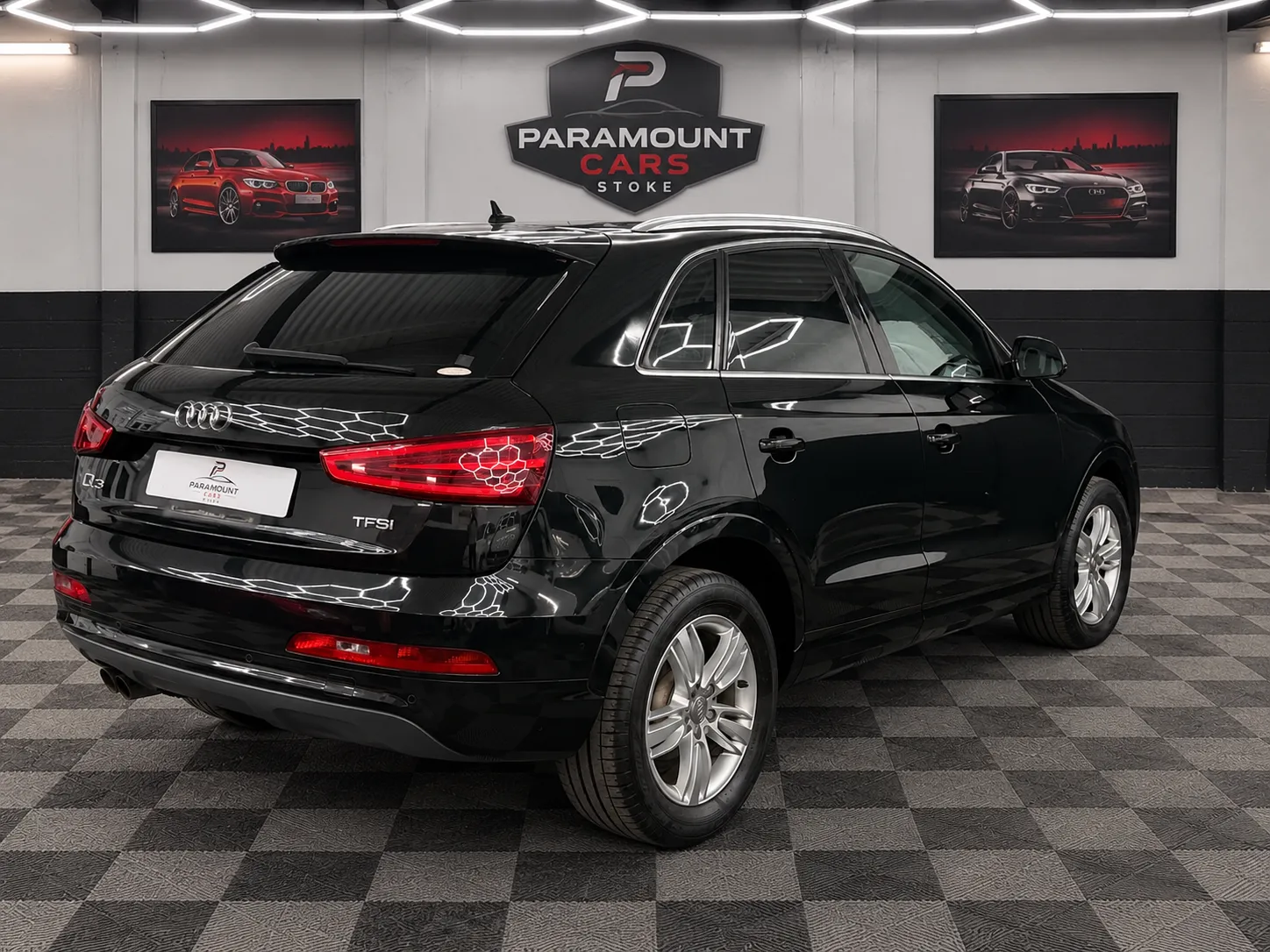 2015 AUDI Q3 1.4 TFSI CoD SE S Tronic Euro 6 in Black, photo 2