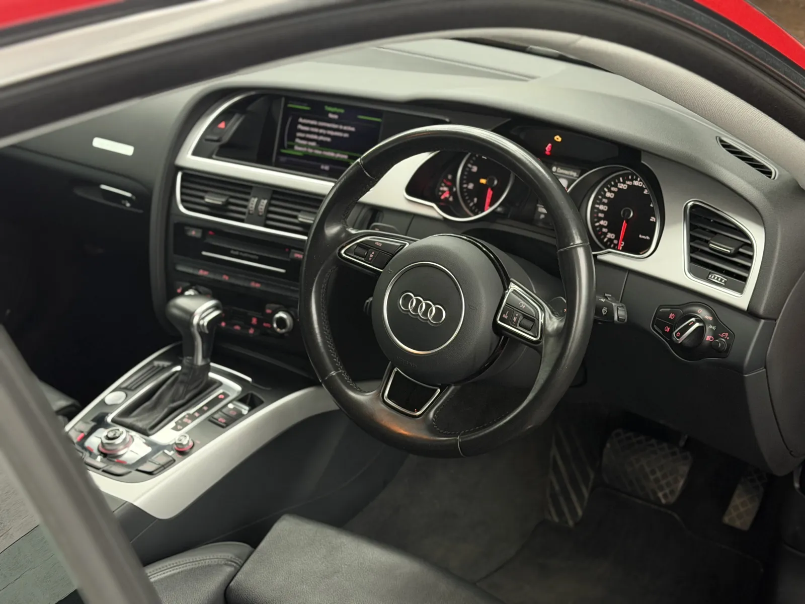 2015 Audi A5 2.0 Quattro Pan-Roof in Red, photo 14