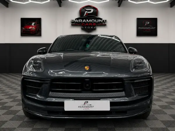 2023 Porsche Macan S in Black, photo 2