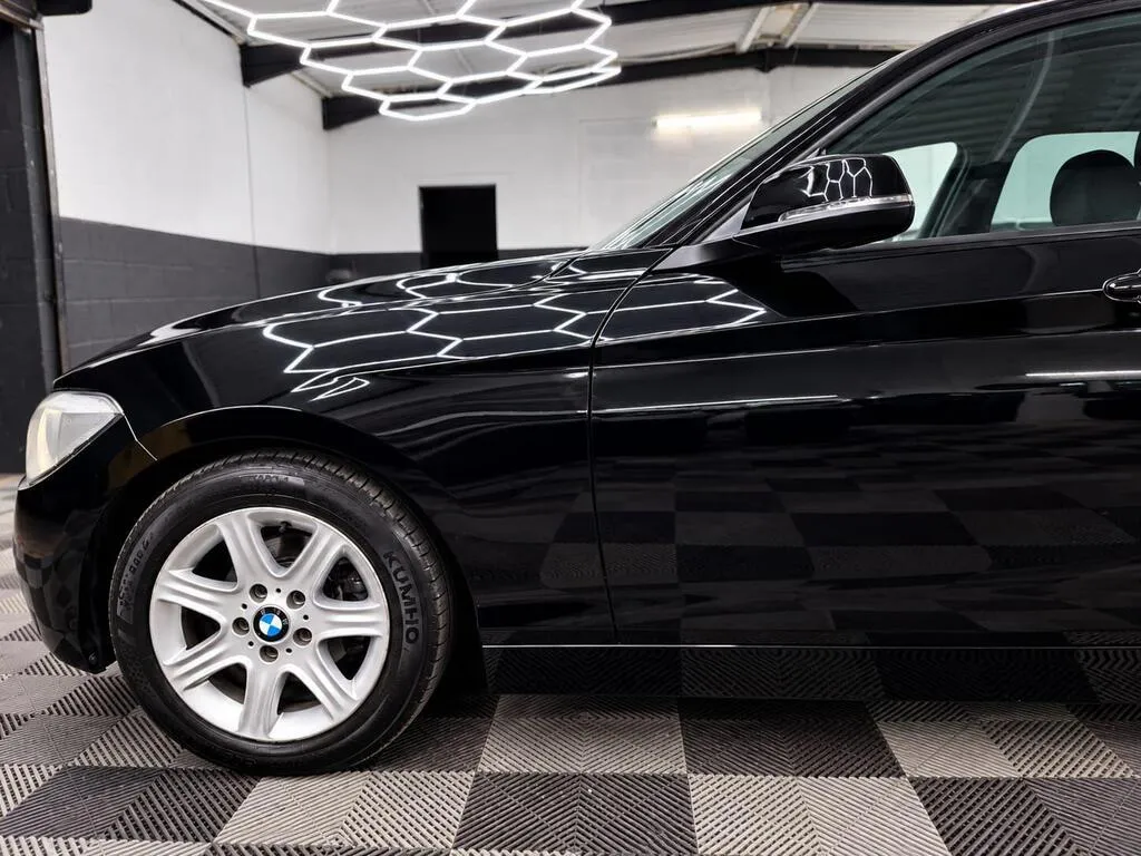 2012 BMW 1 Series 116i SE Auto in Black, photo 9