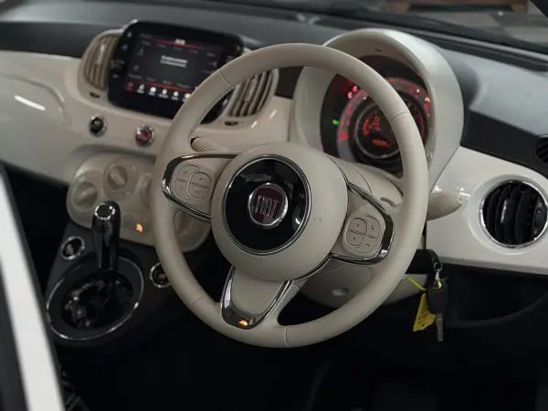 2021 Fiat 500 Automatic in Pearl White, photo 19