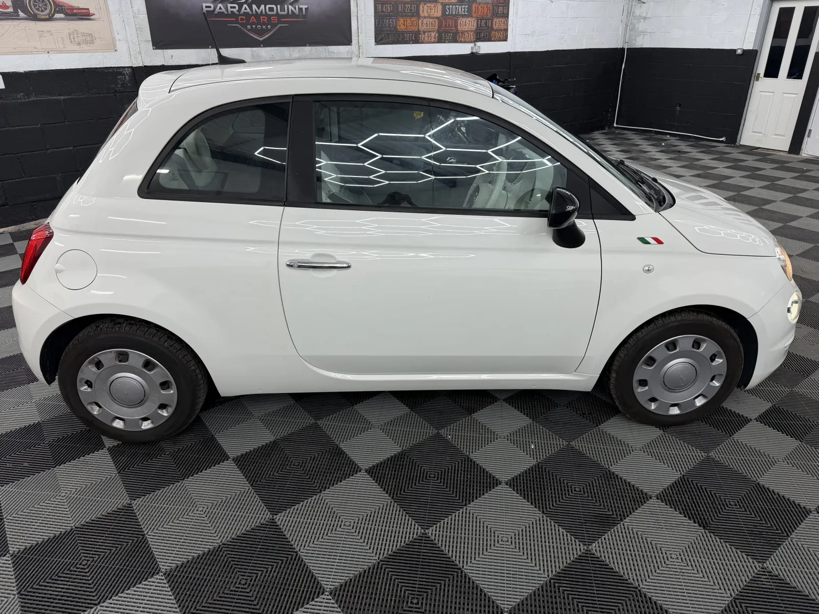 2021 Fiat 500 Automatic in Pearl White, photo 13