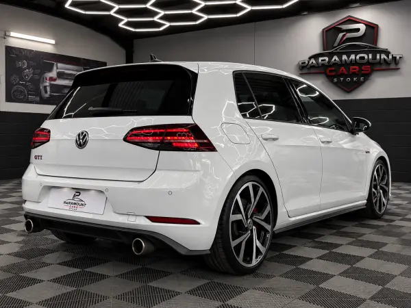 2017 Volkswagen Golf GTI Performance Pack in White, photo 3