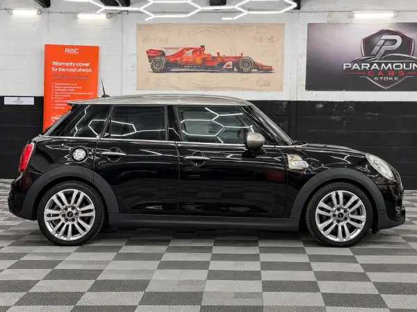 2017 MINI COOPER S Seven Edition in Black, photo 6
