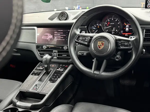 2023 Porsche Macan S in Black, photo 10