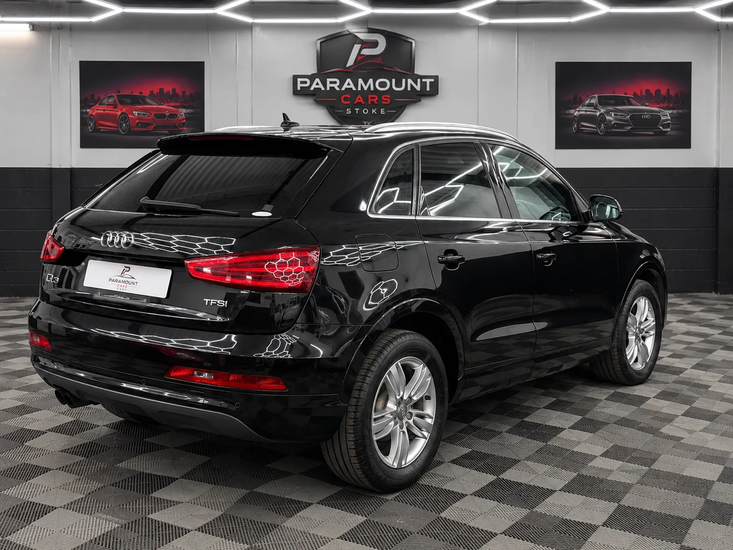 2015 AUDI Q3 1.4 TFSI CoD SE S Tronic Euro 6 in Black, photo 5