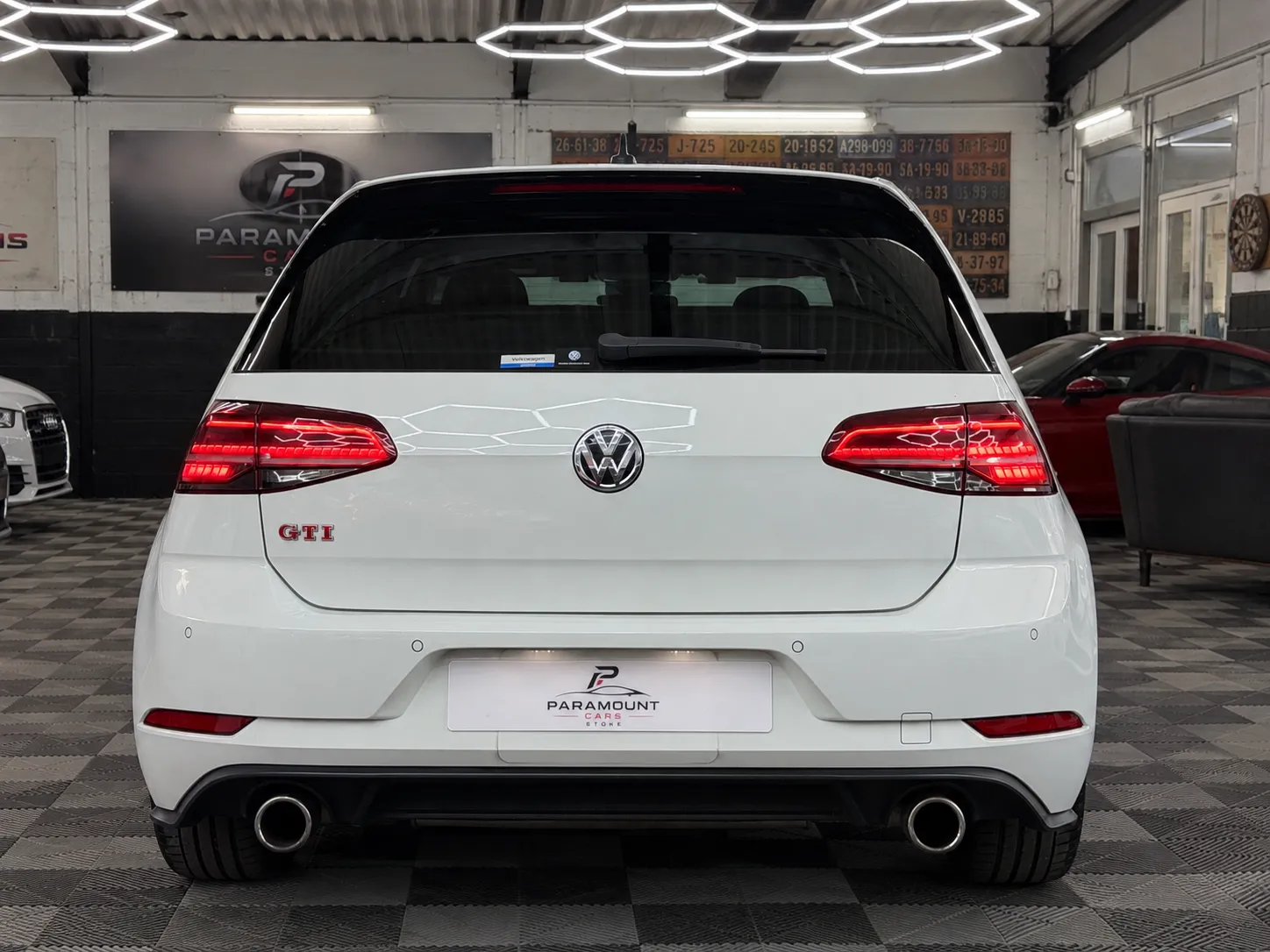 2017 Volkswagen Golf GTI Performance Pack in White, photo 5
