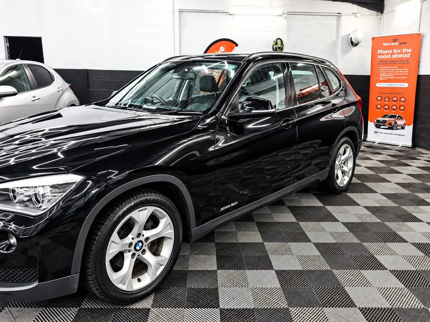 2013 BMW X1 in Black, photo 12